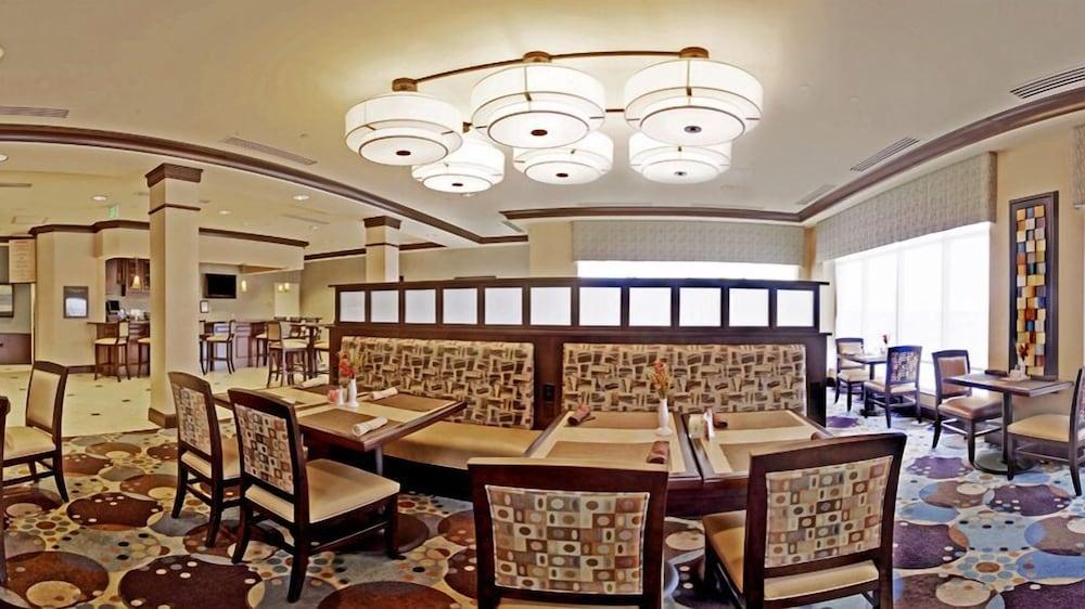 Hilton Garden Inn Omaha East/Каунсил-Блафс Экстерьер фото