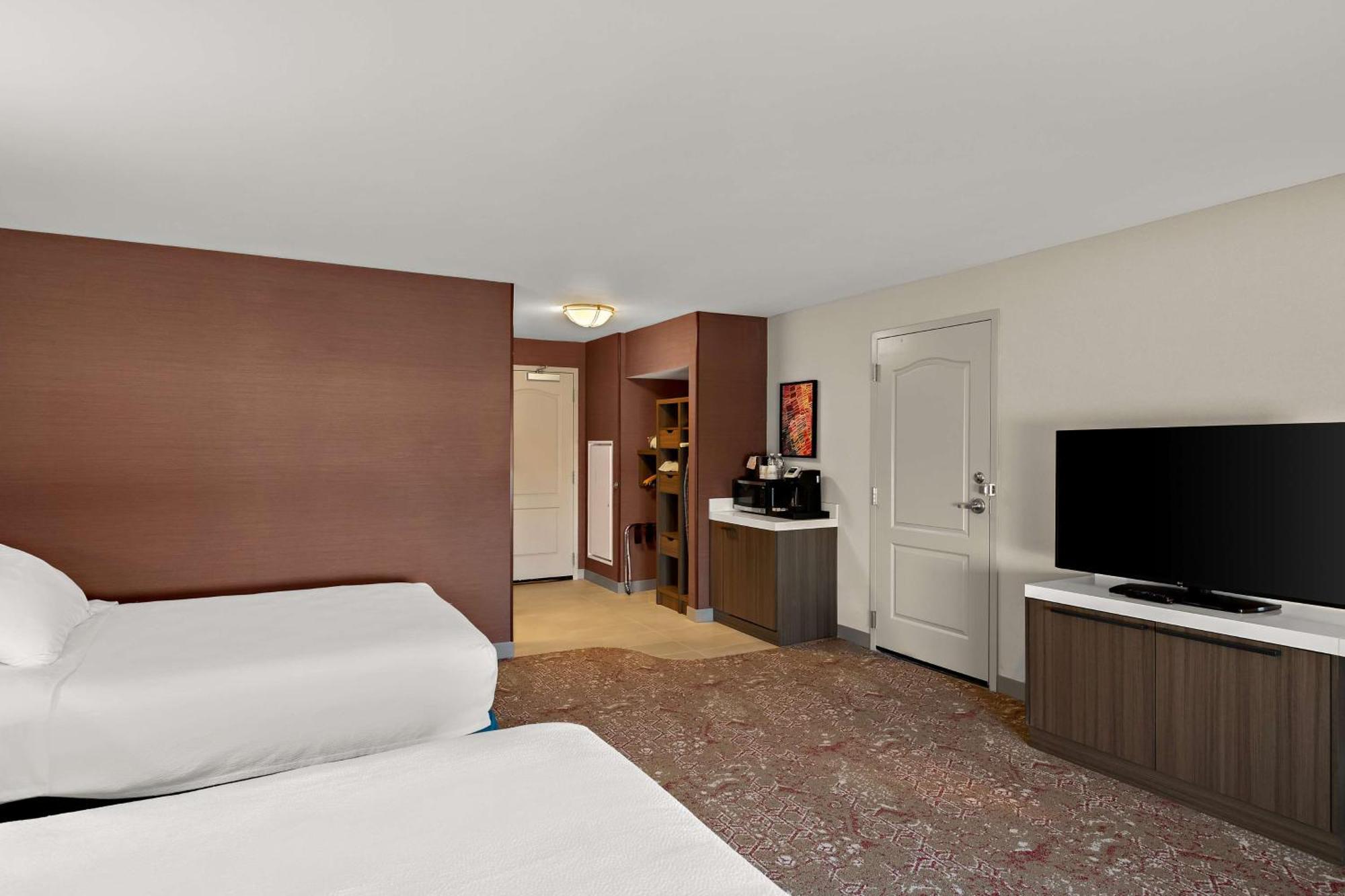 Hilton Garden Inn Omaha East/Каунсил-Блафс Экстерьер фото