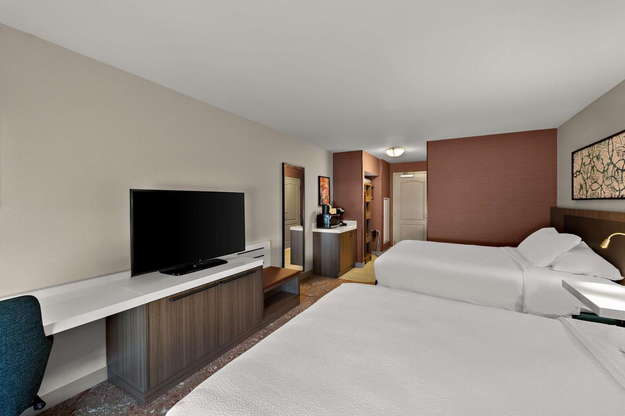 Hilton Garden Inn Omaha East/Каунсил-Блафс Экстерьер фото